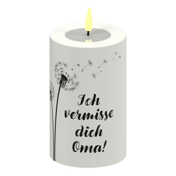 LED Stumpenkerze Weiß Pusteblume "Ich vermisse dich Oma!"